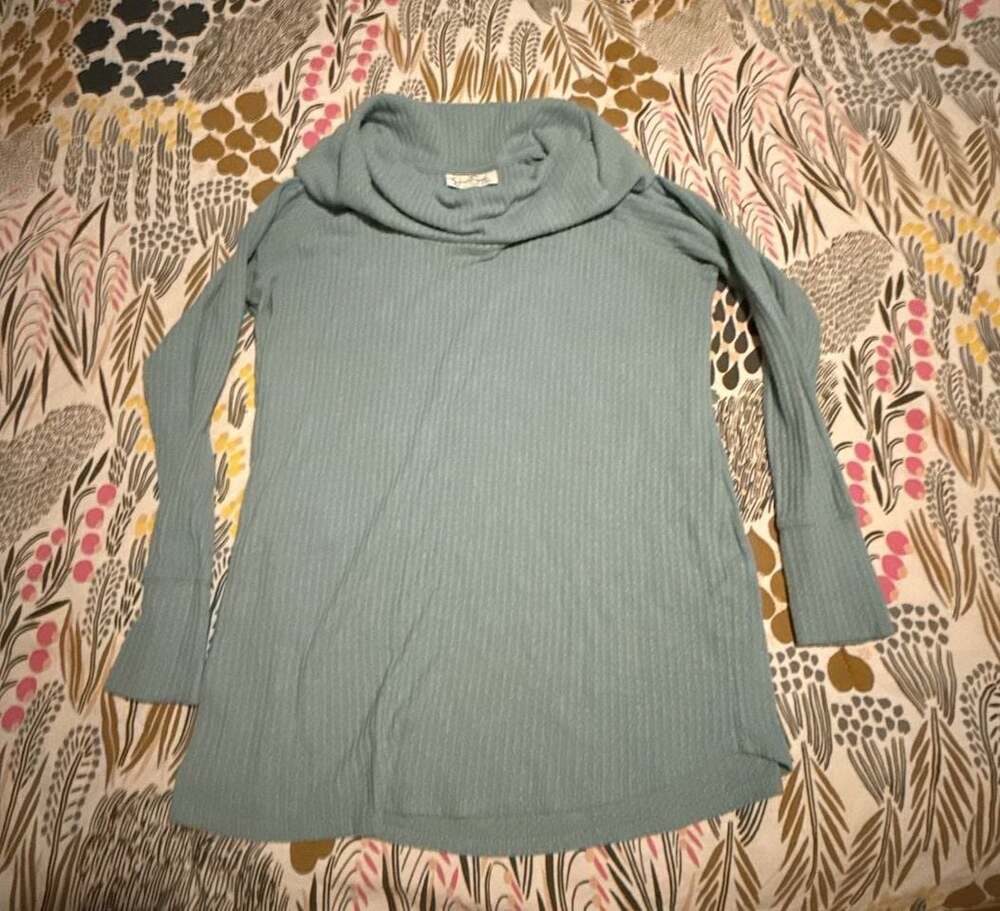 Jessica Simpson Maternity Long Sleeve Waffle Knit Cowl Neck Sweater